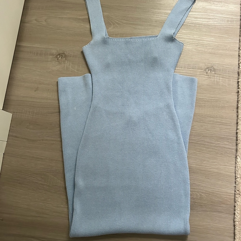 Light blue knit Maxi Dress with open back